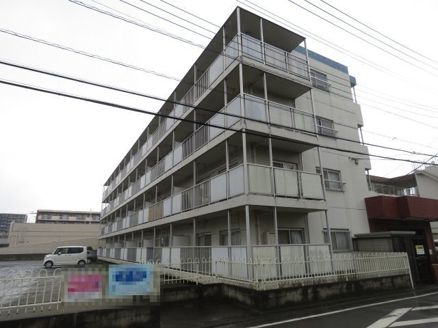 南台ハイツの外観