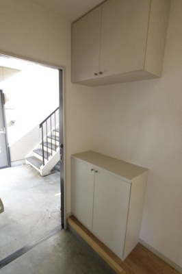 【玄関】 | ボナール高塚台Ｄ | 反転タイプ