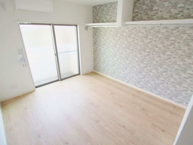 エタニティ八幡の居間・リビング