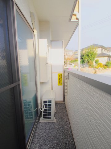 エタニティ八幡のバルコニー