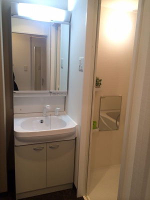 【洗面所】 | ラファセアリービオ博多 | 別号室の写真になります。現況優先。