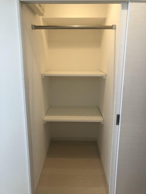 【収納】 | ラファセアリービオ博多 | 別号室の写真になります。現況優先。