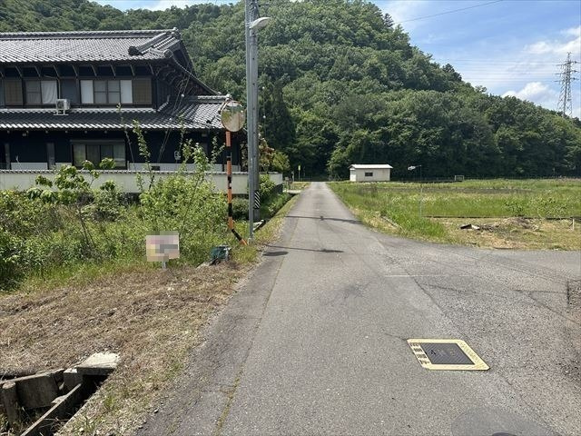６０８７８　岐阜市岩田東土地の前面道路含む現地写真