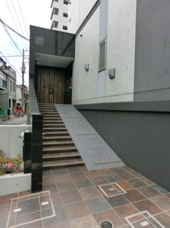 【エントランス】 | グランサージュコヤス　エントランス