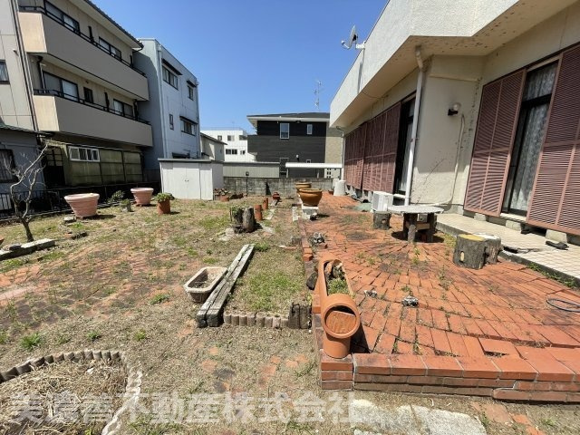 ６０７９８　大垣市鶴見町中古戸建ての庭