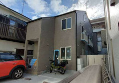 【外観】Two stories Two stories