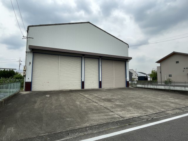 豊場倉庫の駐車場