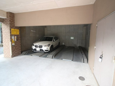 【駐車場】 | ラ・メゾン甲耀   