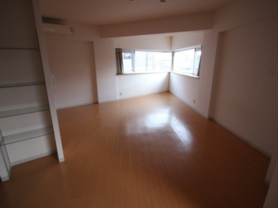 【居間・リビング】 | ラ・メゾン甲耀   