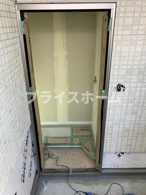 【玄関】 | Litera吉塚駅前　★プライスホームなら仲介手数料が0円です★