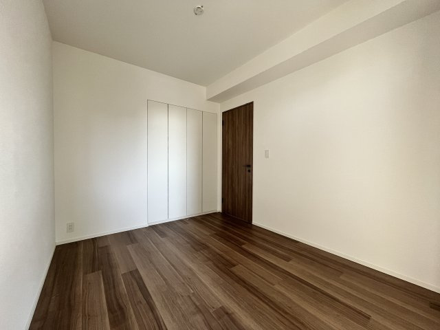 【寝室】