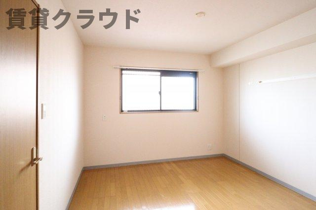 SANTAの洋室|きれいな洋室です