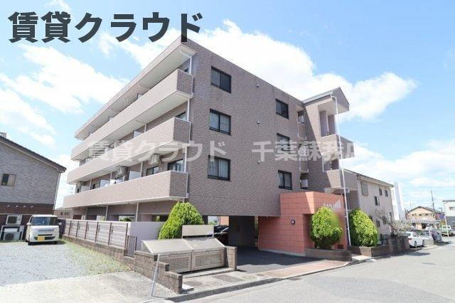 SANTAの外観|落ち着いた色合いの外観♪