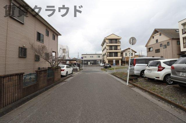 SANTAの周辺