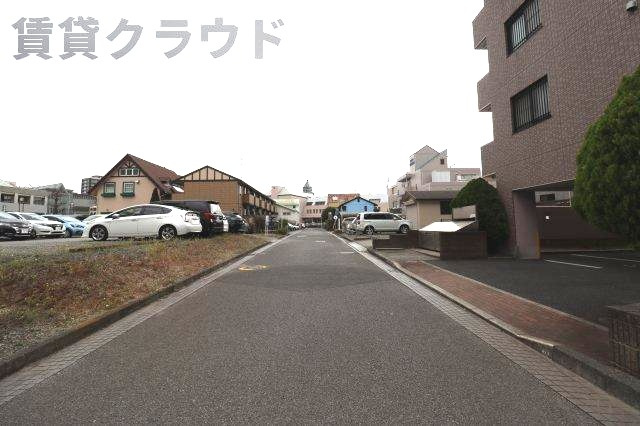 SANTAの周辺