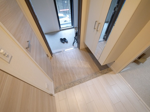 Ｔｏｕｒ　ｄ’Ａｎｇｅ　Ｉｋｏｍａの玄関