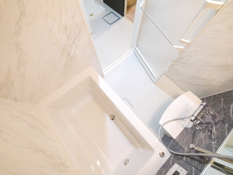 Ｔｏｕｒ　ｄ’Ａｎｇｅ　Ｉｋｏｍａの浴室