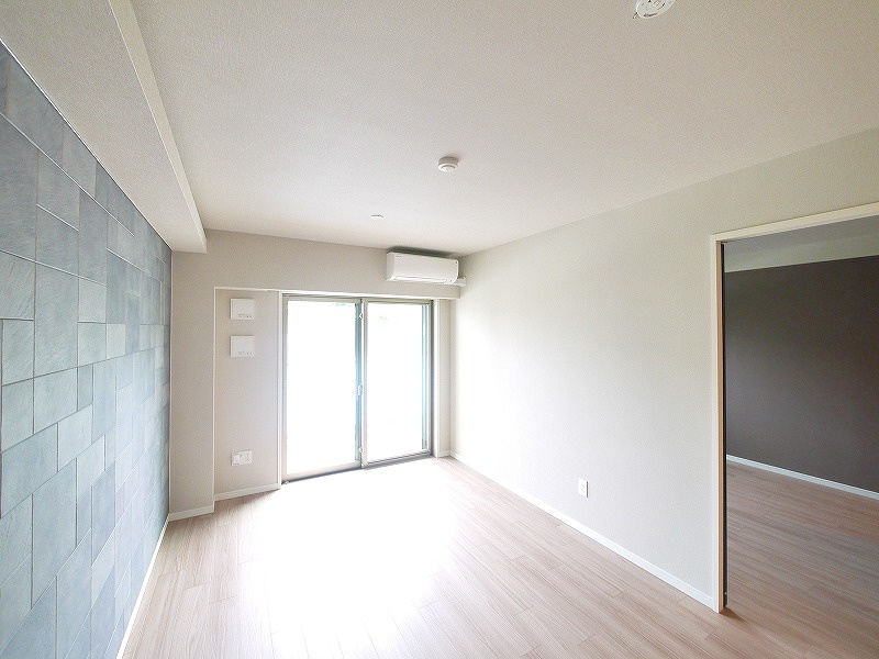 Ｔｏｕｒ　ｄ’Ａｎｇｅ　Ｉｋｏｍａの居間・リビング