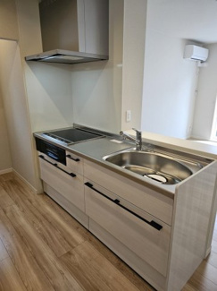 【キッチン】 | 京町エンジェルII | 対面式のシステムキッチン