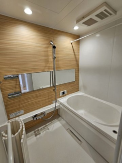 【浴室】 | 京町エンジェルII | ゆったりしたお風呂です