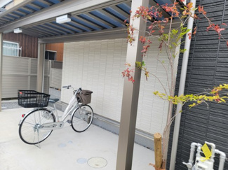 【その他共用部分】 | 屋根付きの駐輪場です