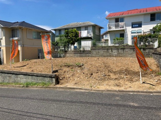 【外観】 | グランファミーロあすみが丘5丁目　・閑静な住宅地で小さなお子様がいるご家族にも安心です。
