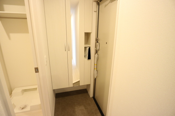 レ リヤン ファミリオⅧの玄関