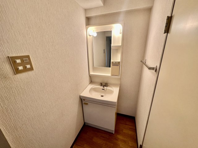【独立洗面台】 | リメインズKハイツ