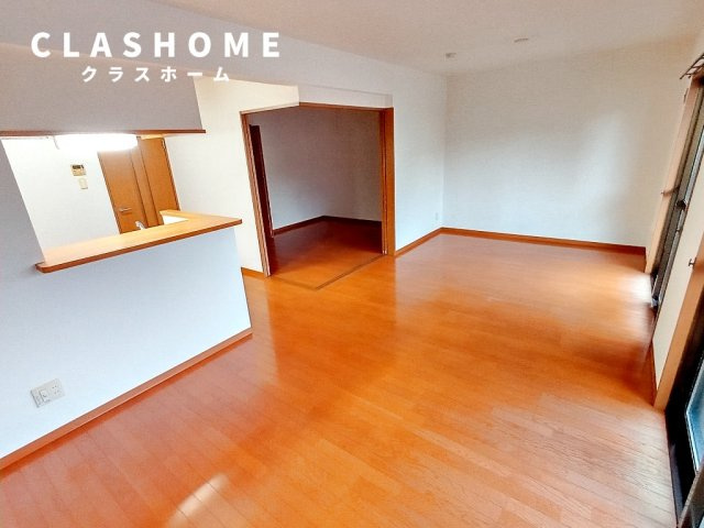 ラフィーネ富山　　刈谷市近郊の賃貸はクラスホーム刈谷店の居間・リビング