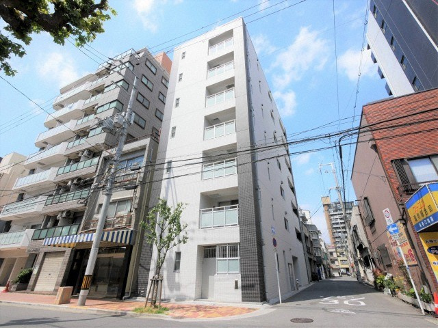 JESUS　SQUARE　nippombashiの外観