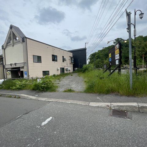 虻田郡洞爺湖町洞爺湖温泉78-129戸建の駐車場