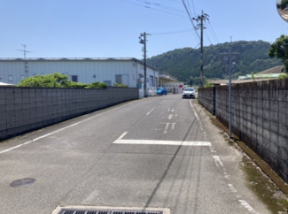 【前面道路含む現地写真】 | 肝属郡錦江町馬場　売地 | 北東側