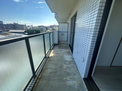 【バルコニー】 | ロイヤルⅢ