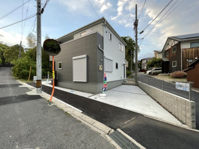 【外観】 | 日進市岩崎町 全2棟　＜仲介手数料無料＞北小・日進中　新築一戸建て | 〈内覧予約キャンペーン実施中！〉マックスバリュde住まい相談までご連絡下さい。