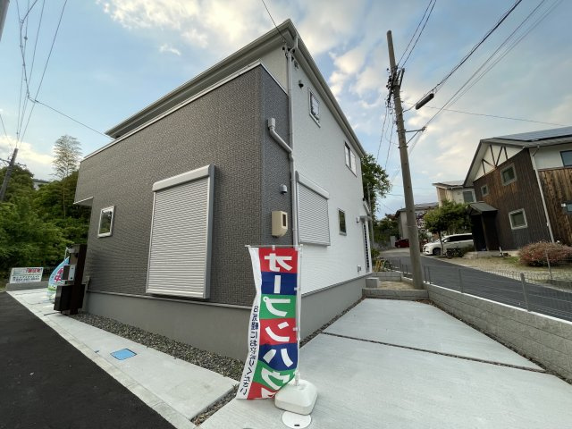 日進市岩崎町 全2棟　＜仲介手数料無料＞北小・日進中　新築一戸建ての外観|LINEから簡単お問合せ可能！
友達検索で@nqk7328tです！