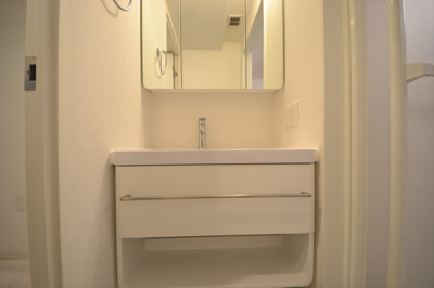 【収納】 | セレニテ本町リアン