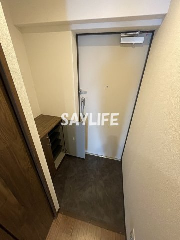 ヴァローレ布施の玄関