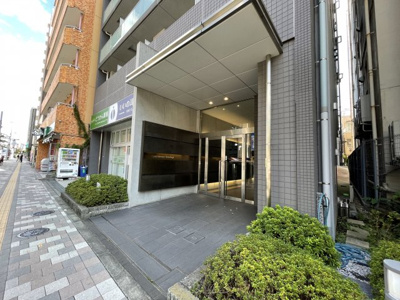 【エントランス】 | アパートメンツ千駄木