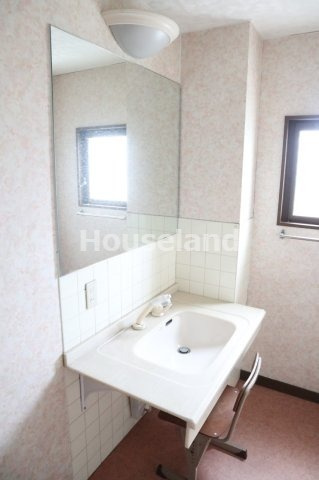 (有)河彦3Fの洗面所