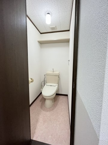 スカイタウンコーストⅠのトイレ|イメージ305号室の写真