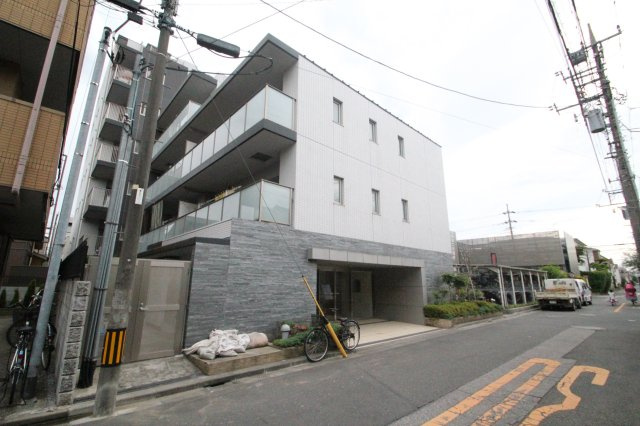 アンビシャス西川口の外観