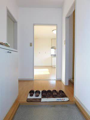 アーバンライフ西福原の玄関