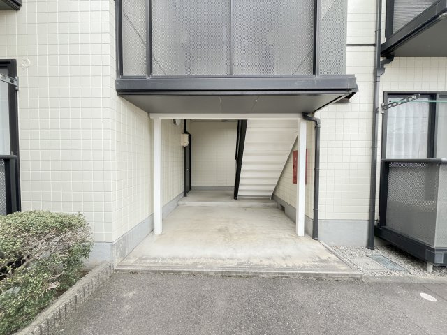 アーバンライフ西福原のエントランス