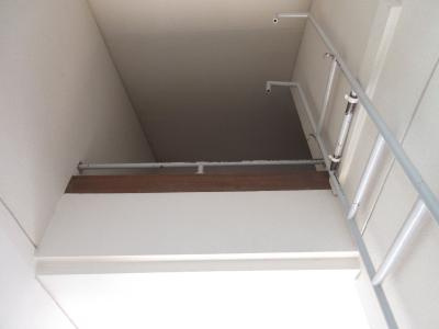 シティ嵯峨のシャワールーム|上部ロフト