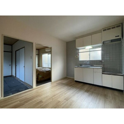 【居間・リビング】 | 西町ロイヤルマンション