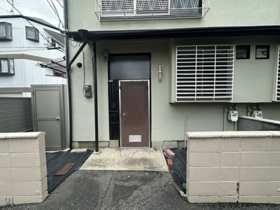 【エントランス】 | 中谷貸家2戸１