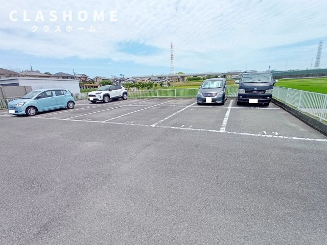 レジャンス　　刈谷市の賃貸ならクラスホーム刈谷店の駐車場