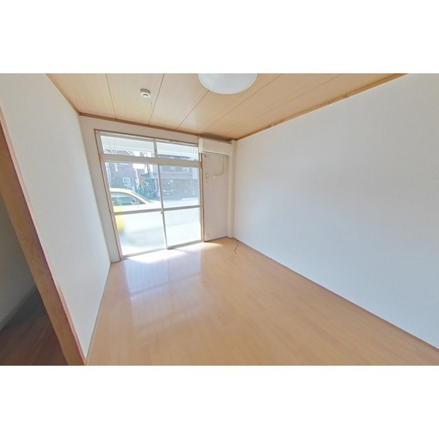 エクセルハイムⅠの居間・リビング