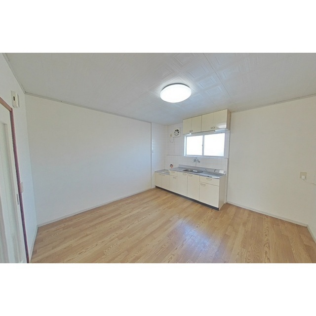 エクセルハイムⅠの居間・リビング|DK8帖