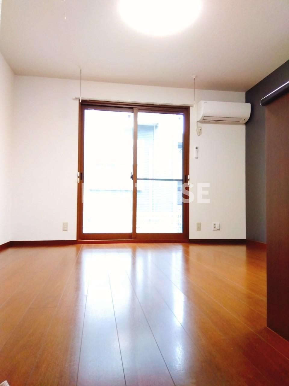 アンダー フォレスト Ⅱの居間・リビング